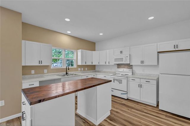 502 Center AVE, Newport News, VA 23601