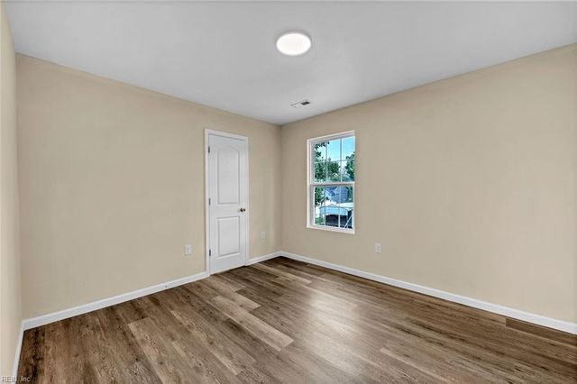 502 Center AVE, Newport News, VA 23601