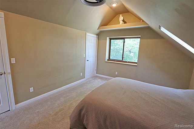 412 E Shore Drive, Whitmore Lake, MI 48189