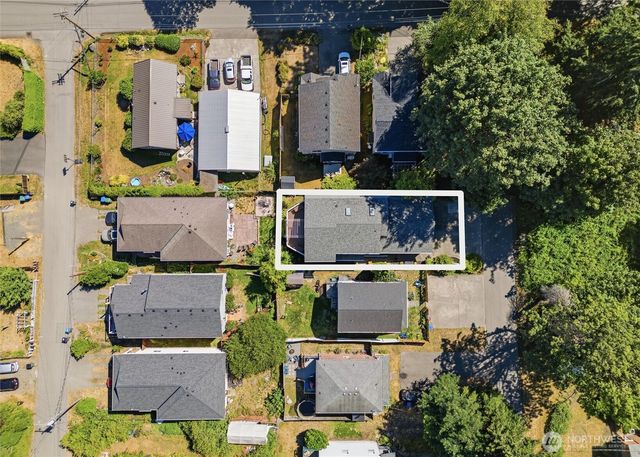 18656 4th Avenue NE, Suquamish, WA 98392