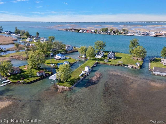 8395 N Channel - Harsens Island, Clay Township, MI 48001