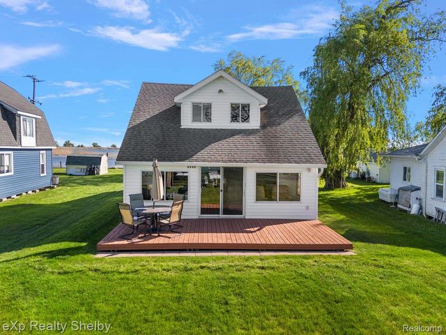 8395 N Channel - Harsens Island, Clay Township, MI 48001