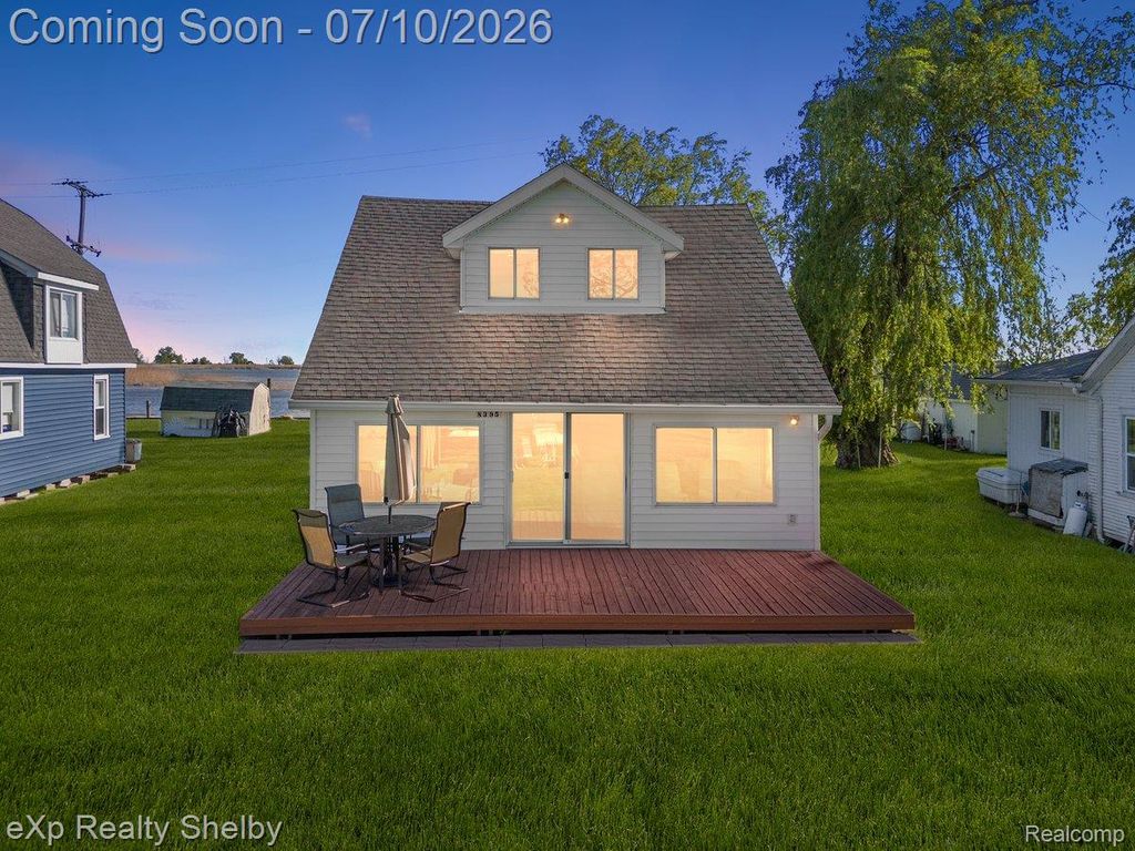 8395 N Channel - Harsens Island, Clay Township, MI 48001