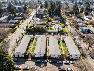 5104 Se CLINTON St, Portland, OR 97206