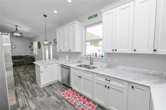 113 MCKEAN STREET, Auburndale, FL 33823