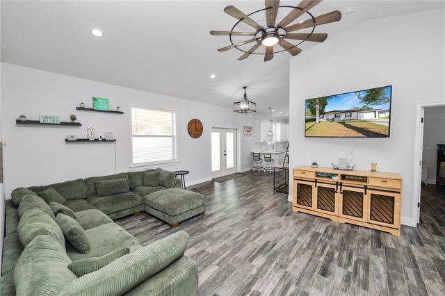 113 MCKEAN STREET, Auburndale, FL 33823