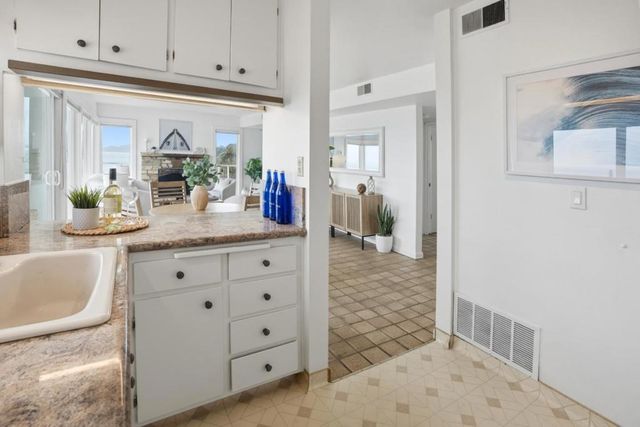 102 Rio Del Mar Boulevard, Aptos, CA 95003