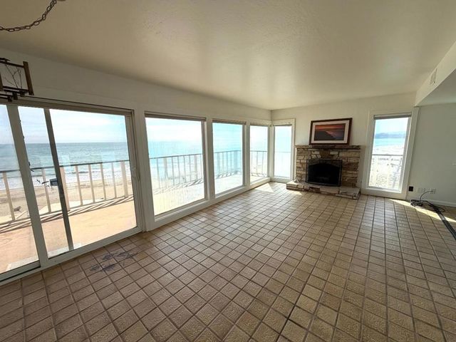 102 Rio Del Mar Boulevard, Aptos, CA 95003