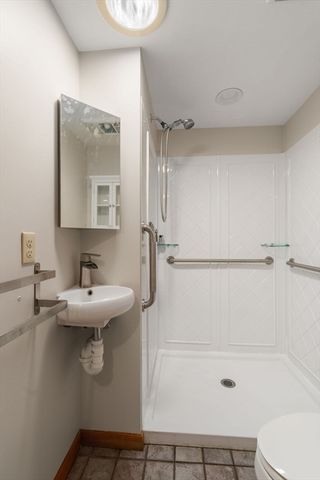 9 Westland Drive, Spencer, MA 01562