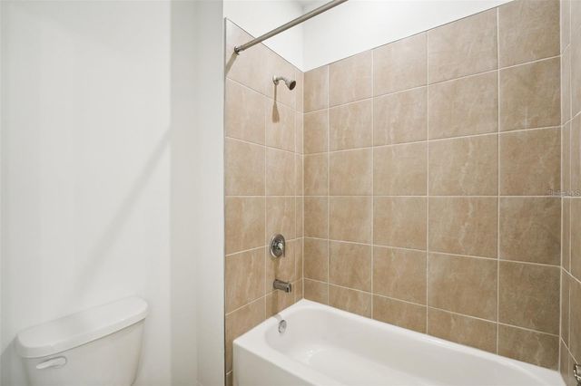 1114 CLAY BOULEVARD, Tavares, FL 32778