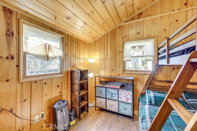 875 Virginia Court, Lake Arrowhead, CA 92352