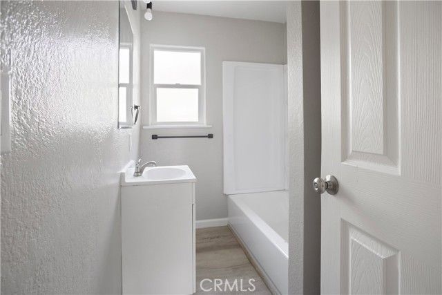 2525 R, Merced, CA 95340