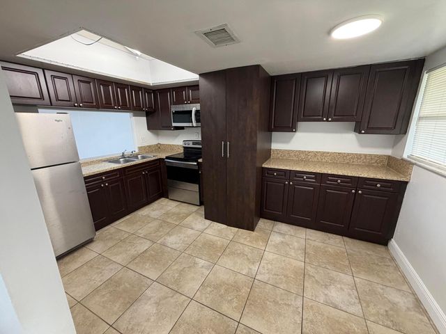 2500 CORAL SPRINGS Drive 306, Coral Springs, FL 33065