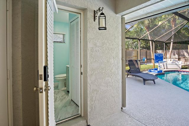 1837 SW Hunters Club Way, Palm City, FL 34990