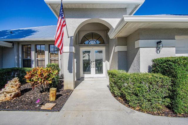 1837 SW Hunters Club Way, Palm City, FL 34990