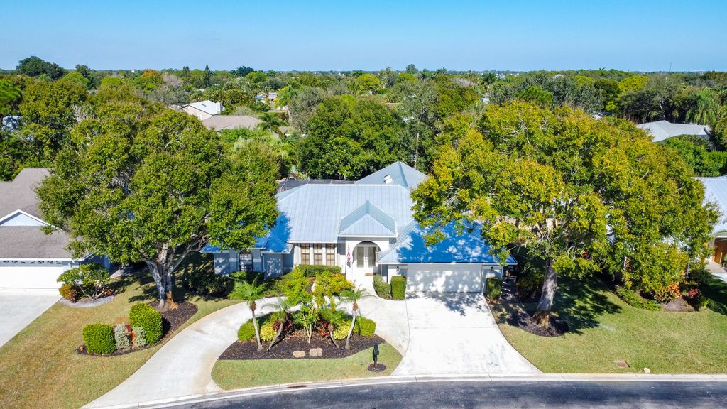 1837 SW Hunters Club Way, Palm City, FL 34990