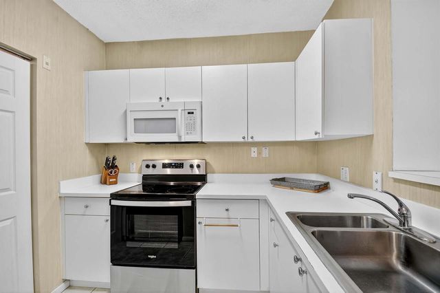 11740 Saint Andrews Place 206, Wellington, FL 33414