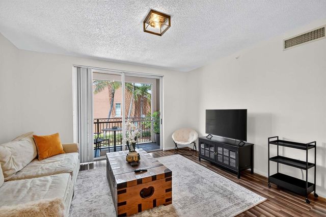 11740 Saint Andrews Place 206, Wellington, FL 33414