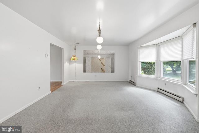 214 BROOKSIDE CIR, Harleysville, PA 19438
