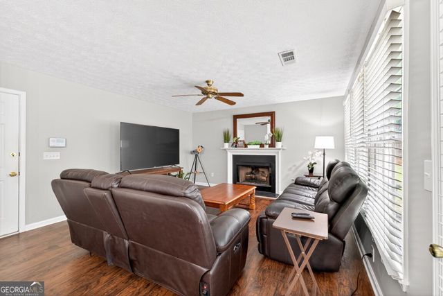 2920 Dunlin Lake Way, Lawrenceville, GA 30044