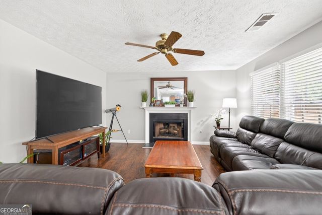 2920 Dunlin Lake Way, Lawrenceville, GA 30044