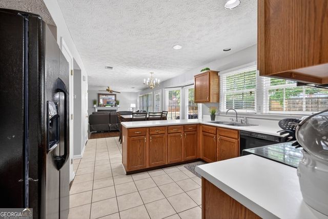 2920 Dunlin Lake Way, Lawrenceville, GA 30044