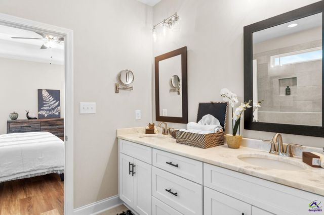 106 Rolling Meadow, Kathleen, GA 31047