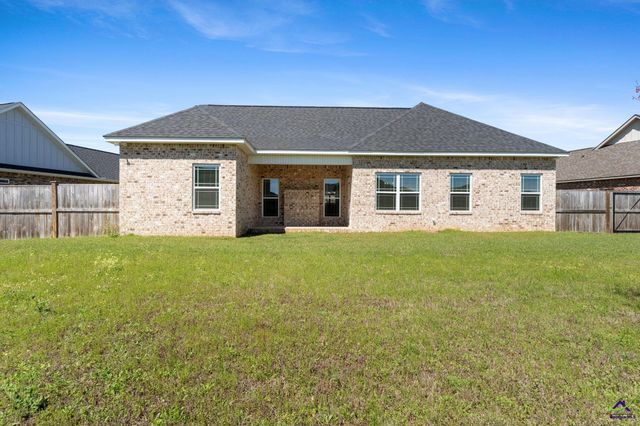 106 Rolling Meadow, Kathleen, GA 31047