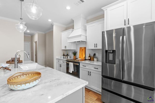 106 Rolling Meadow, Kathleen, GA 31047