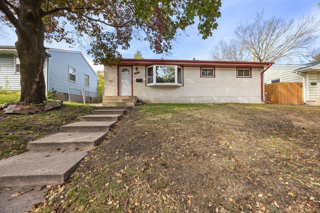 1097 Dale Street N, Saint Paul, MN 55117 — photo 2