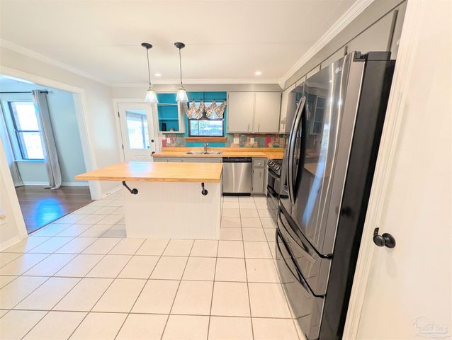 9616 Bobwhite Ter, Pensacola, FL 32514