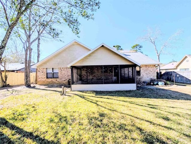 9616 Bobwhite Ter, Pensacola, FL 32514