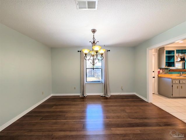 9616 Bobwhite Ter, Pensacola, FL 32514