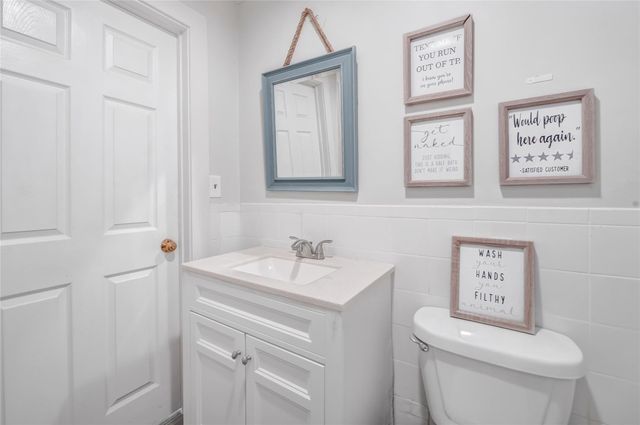 868 Lisa Mae Road, Bellville, TX 77418