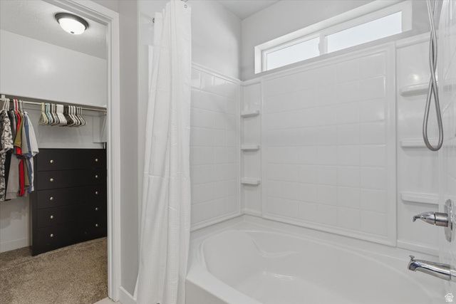 2054 W LYDIA LN, Syracuse, UT 84075