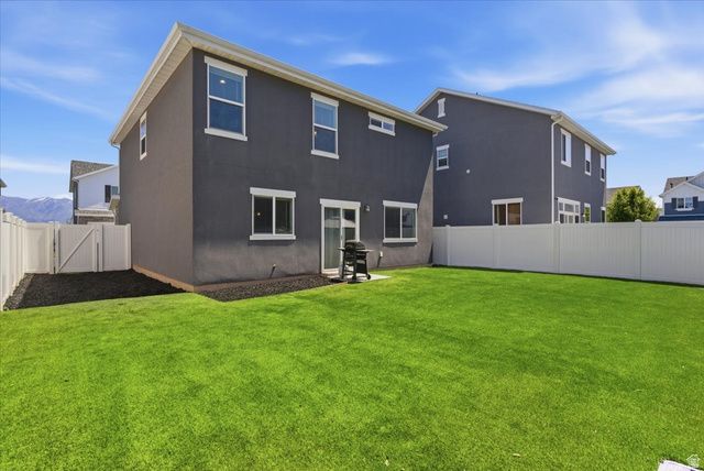2054 W LYDIA LN, Syracuse, UT 84075