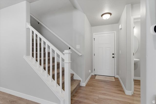 2054 W LYDIA LN, Syracuse, UT 84075
