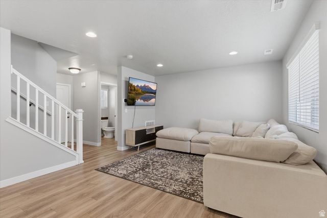 2054 W LYDIA LN, Syracuse, UT 84075
