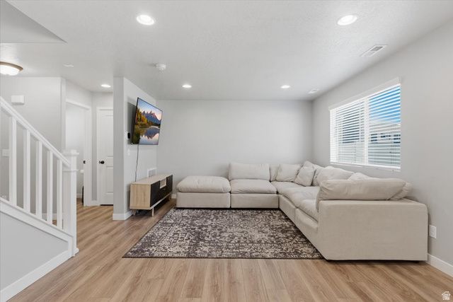 2054 W LYDIA LN, Syracuse, UT 84075