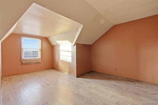 11406 Strathmoor Street, Detroit, MI 48227