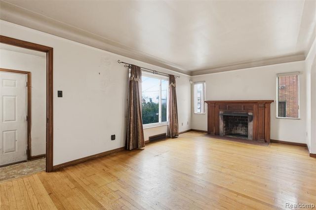 11406 Strathmoor Street, Detroit, MI 48227