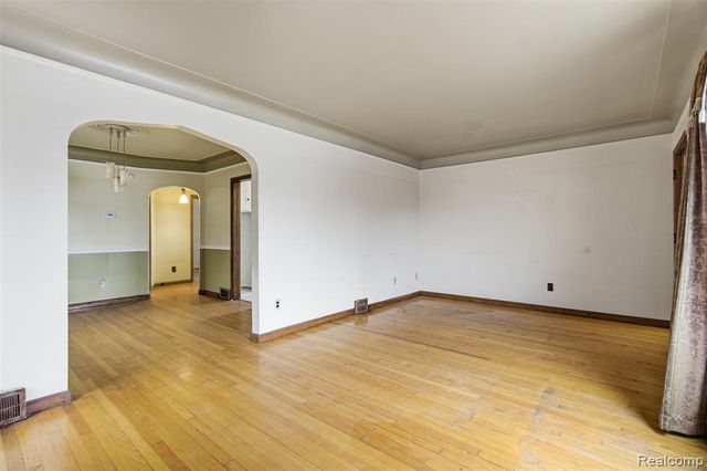 11406 Strathmoor Street, Detroit, MI 48227