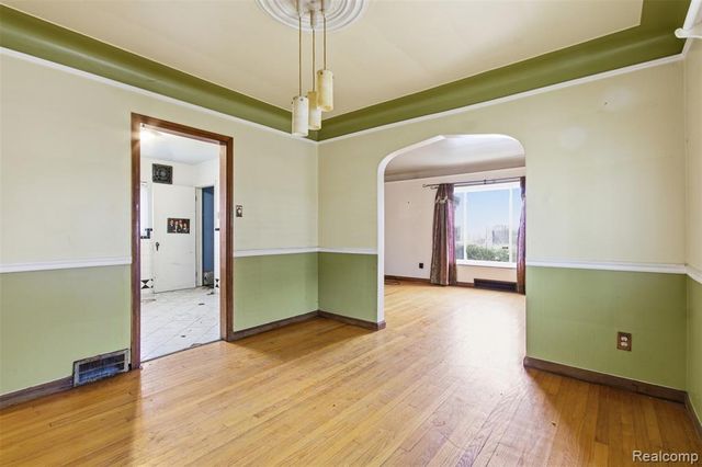 11406 Strathmoor Street, Detroit, MI 48227