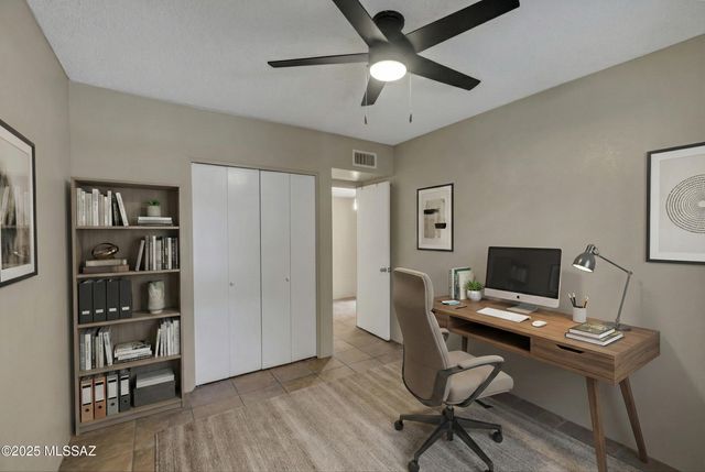 2525 E Prince Rd Apt 58, Tucson, AZ 85716