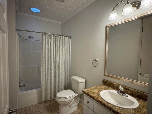 31 Palmetto Point Lane, Edisto Island, SC 29438