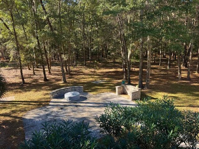 31 Palmetto Point Lane, Edisto Island, SC 29438