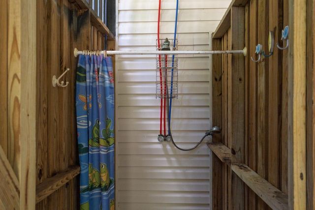 31 Palmetto Point Lane, Edisto Island, SC 29438