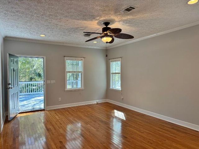 31 Palmetto Point Lane, Edisto Island, SC 29438