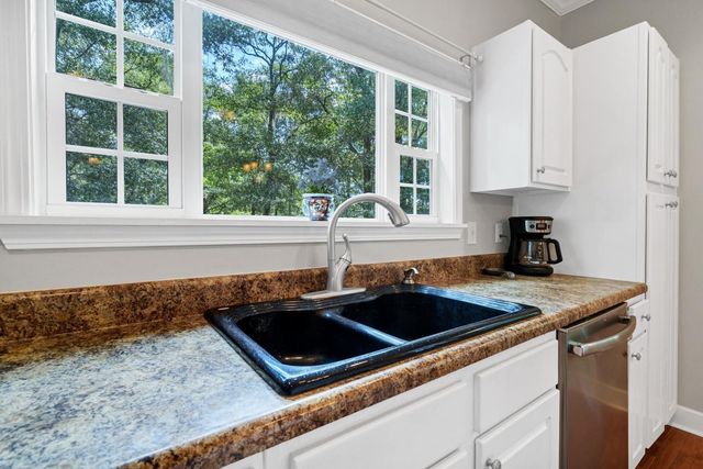 31 Palmetto Point Lane, Edisto Island, SC 29438