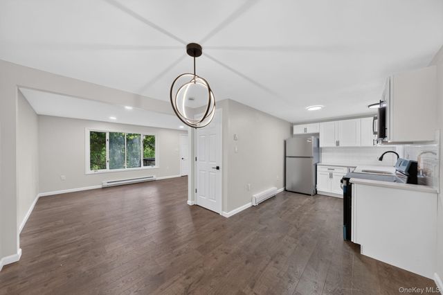 145 Van Wagner Road, Poughkeepsie, NY 12603